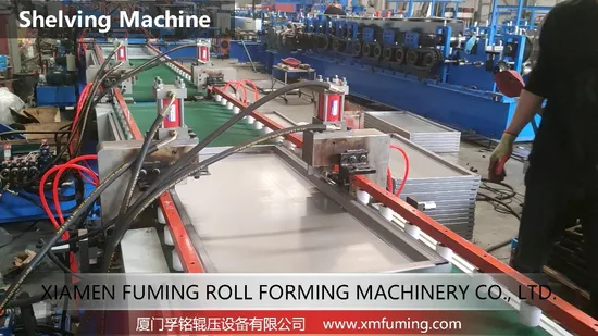 Macchina profilatrice per profili di scaffali